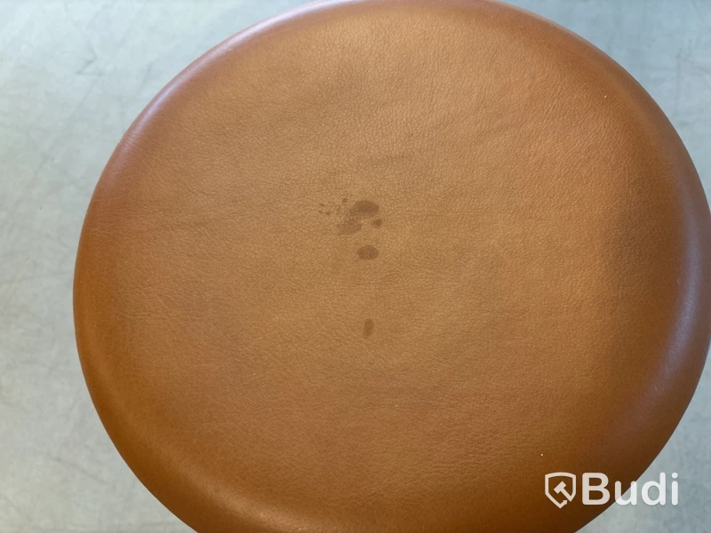 Pall Fritz Hansen High Dot. Ord. pris inkl. moms: ca 5199 kr