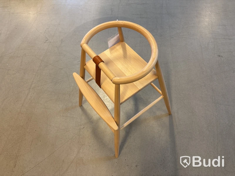 Barnstol Carl Hansen ND 54. Ord. pris inkl. moms: ca 6081 kr