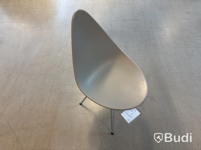 Stol Fritz Hansen Droppen. Ord. pris inkl. moms: ca 4299 kr
