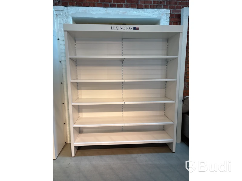 2 st. Butikshyllor Lexington. Ordinarei pris inkl. moms: ca 3000 kr