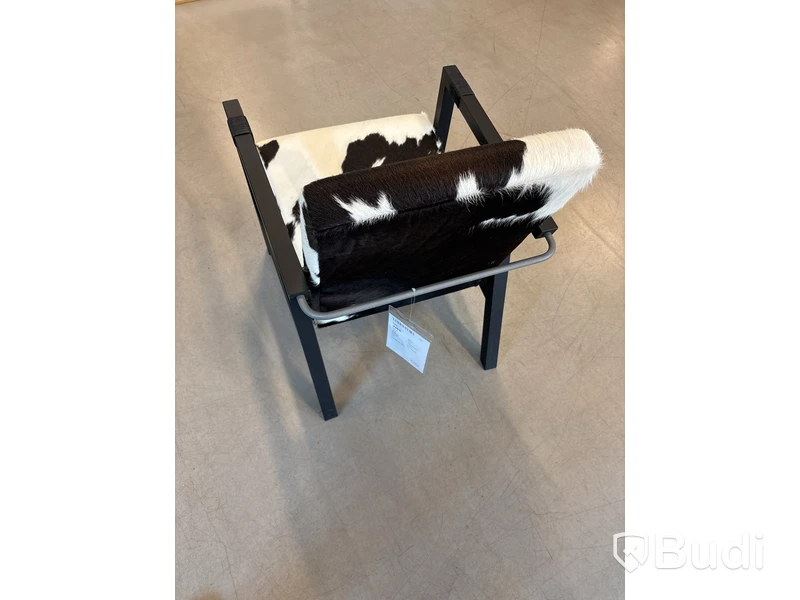 Fotölj  Olby Jako. Ord. pris inkl. moms: ca 24 090 kr