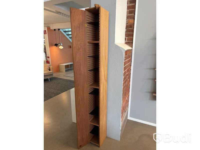 Skåp Källemo. Ord. pris inkl. moms: ca 33 950 kr