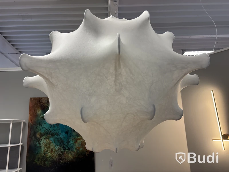 Taklampa Flos Taraxacum S2. Ord. pris inkl. moms: ca 26 930 kr