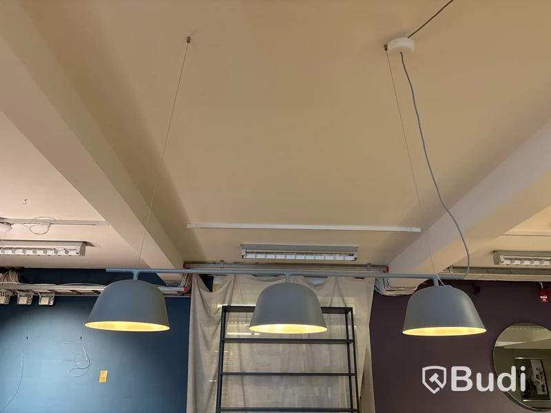 Taklampa Muuto Ambit Rail Lamp Ord pris inkl. moms Ca 8749 kr