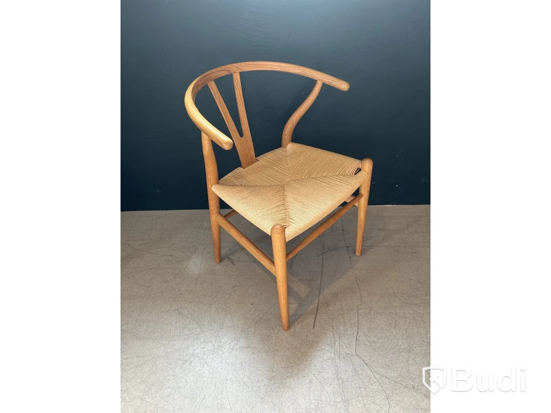 4 st. Stolar Carl Hansen & Søn, CH24. Ord. pris inkl. moms: ca 20 000 kr