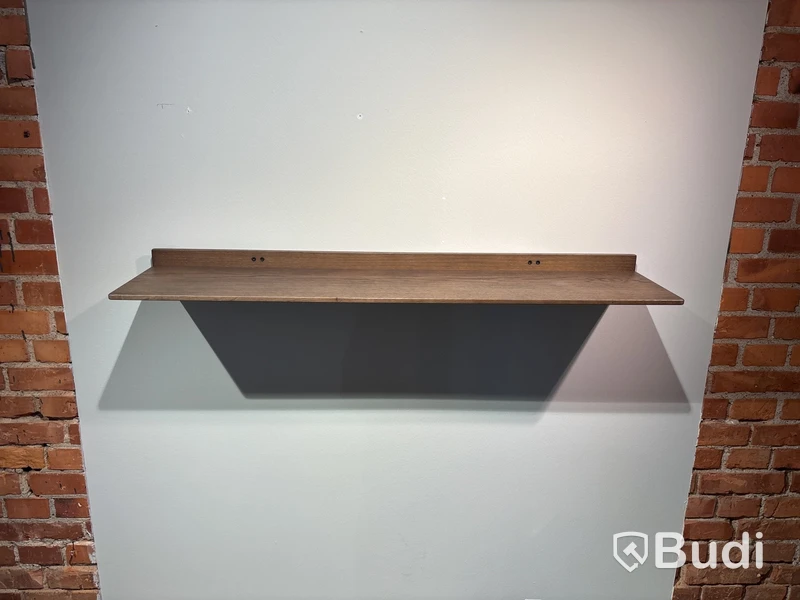 Hylla Vipp Chimney Shelf. Ord. pris inkl. moms: ca 6500 kr