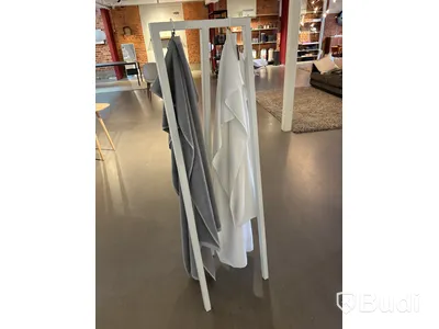 Klädhängare Hay Loop Stand Hall Vit Ord. pris inkl. moms: ca 3049kr