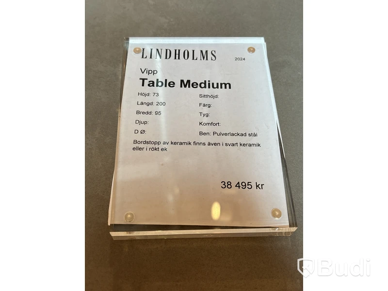 Bord, VIPP Table Medium Ord. pris inkl. moms: ca 38 495 kt