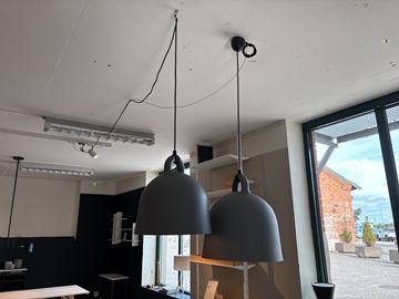 2 st. Pendellampa Normann Copenhagen. Ord. pris inkl. moms: ca 4070 kr