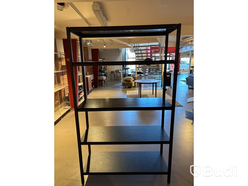 Bokhylla Vipp Ord. pris inkl. moms: ca 3000 kr