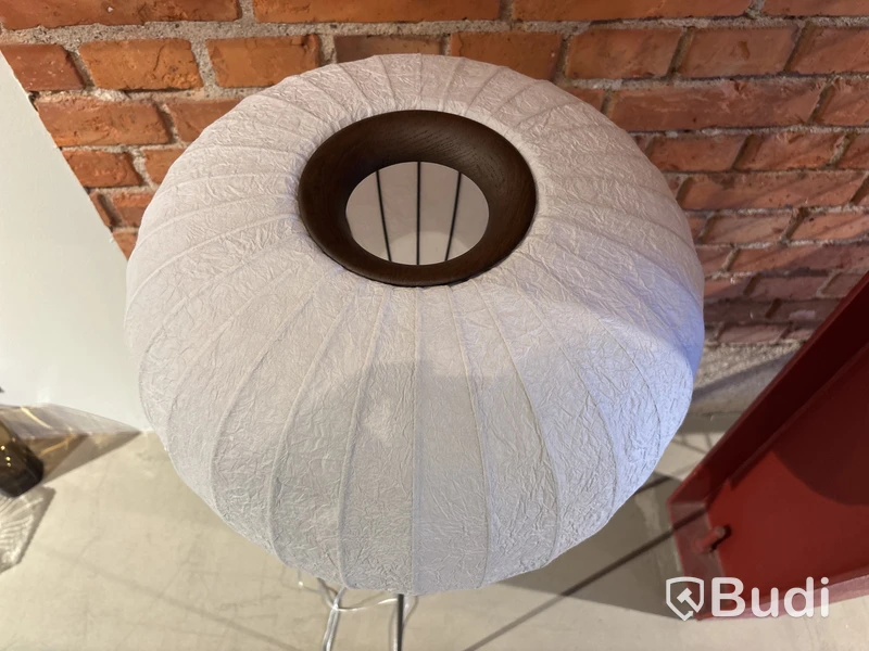 Golvlampa Vipp Paper Floor Lamp Ord. pris inkl. moms: ca 8 495kr