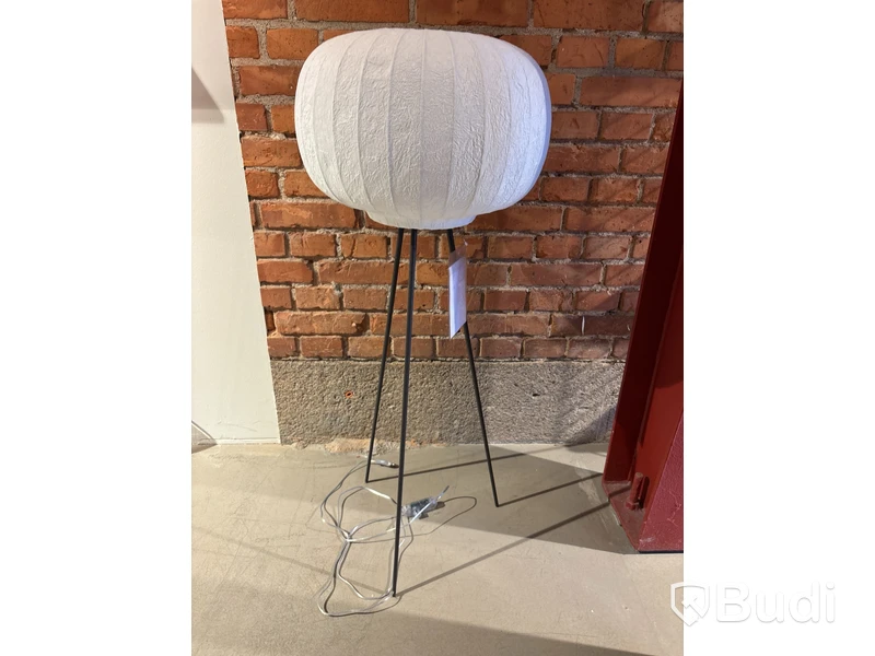 Golvlampa Vipp Paper Floor Lamp Ord. pris inkl. moms: ca 8 495kr