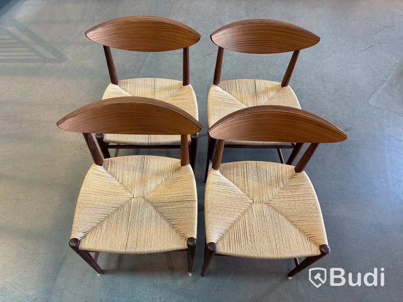 4 st. stolar &tradition Drawn Chair HM3 av - totalt ord. pris inkl. moms: ca 38 780 kr