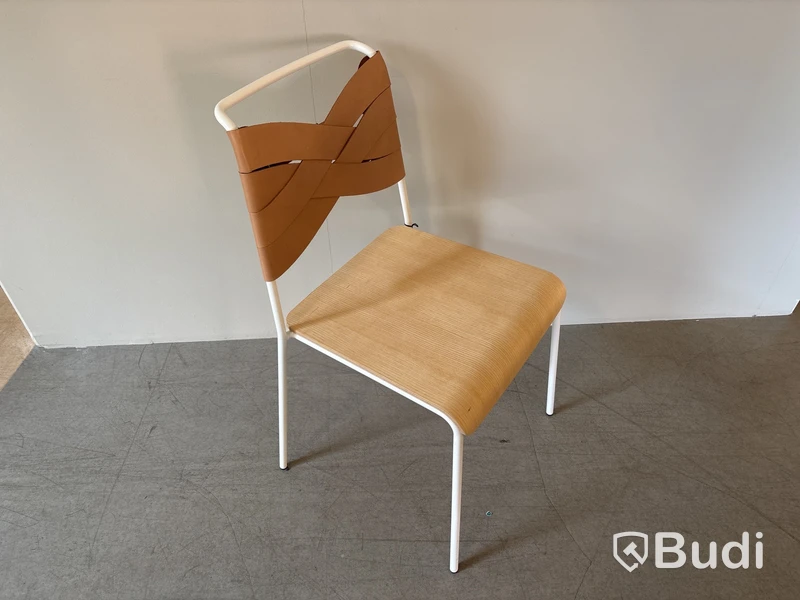 Stol Design House Stockholm. Ord. pris inkl. moms: ca 4975 kr