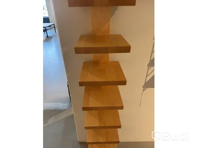 Hylla Källemo Pilaster. Ord. pris inkl. moms: ca 7500 kr
