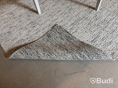 Matta, vändbar. Ord pris inkl. moms: ca 8000 kr
