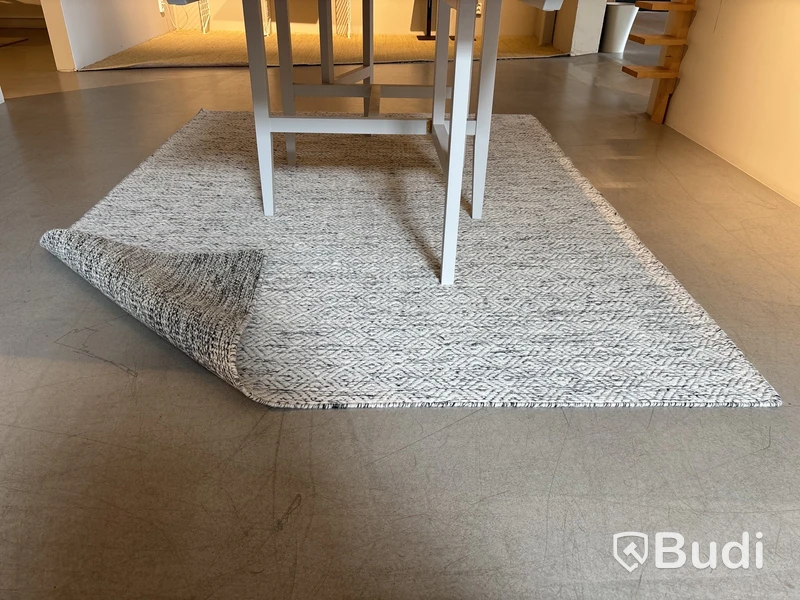 Matta, vändbar. Ord pris inkl. moms: ca 8000 kr