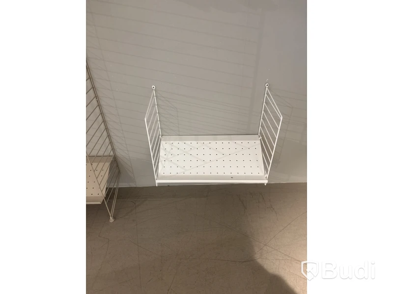 Klädhängare inkl.skoställ String. Ord. pris inkl. moms: ca 5000 kr
