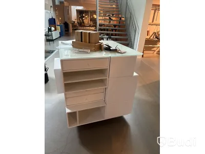 Hurts på hjul, butiksinredning Ord. pris inkl. moms: ca 10 000 kr
