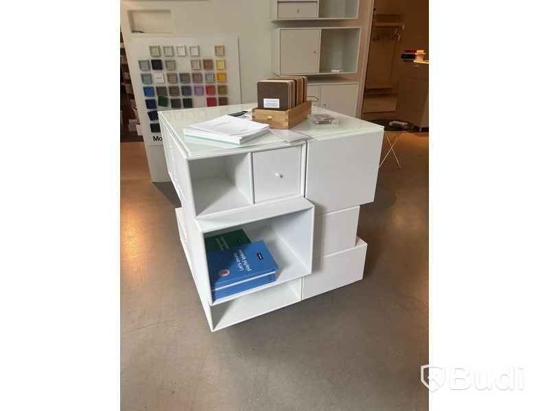 Hurts på hjul, butiksinredning Ord. pris inkl. moms: ca 10 000 kr