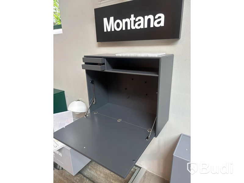 Vägghänt arbetsbord Montana. Ord. pris inkl. moms: ca 5000 kr