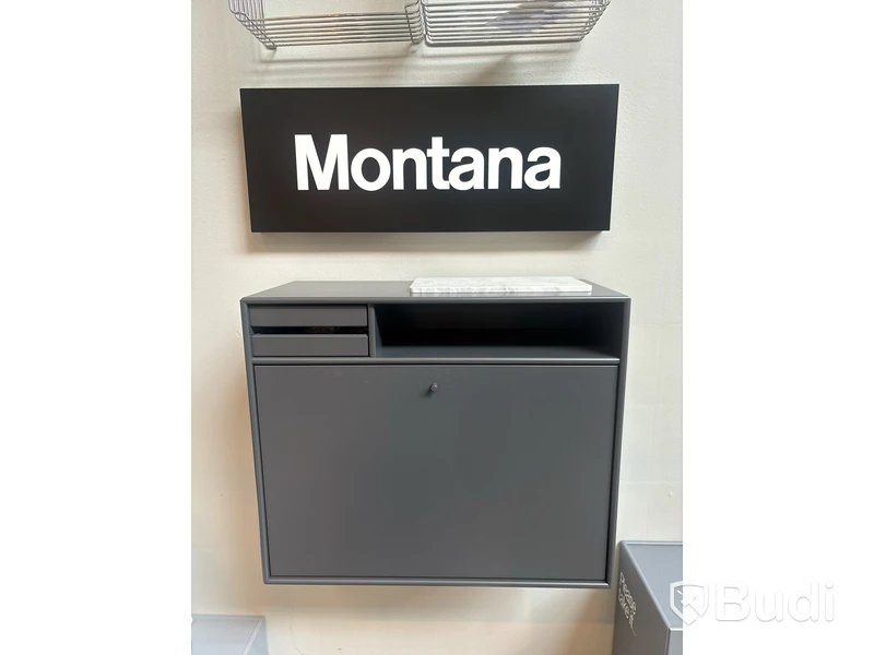 Vägghänt arbetsbord Montana. Ord. pris inkl. moms: ca 5000 kr