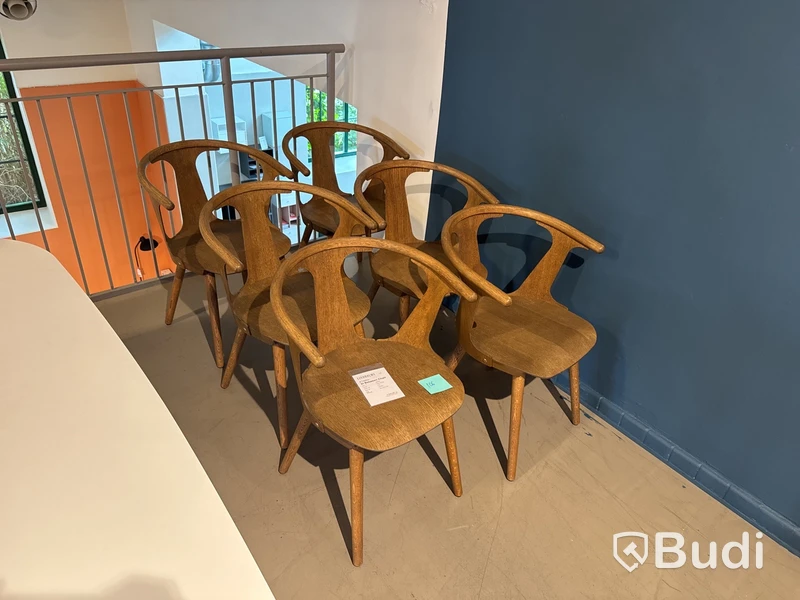 6 st. Stolar &tradition In Between Chair. Totalt ord. pris inkl. moms: ca 20 664 kr