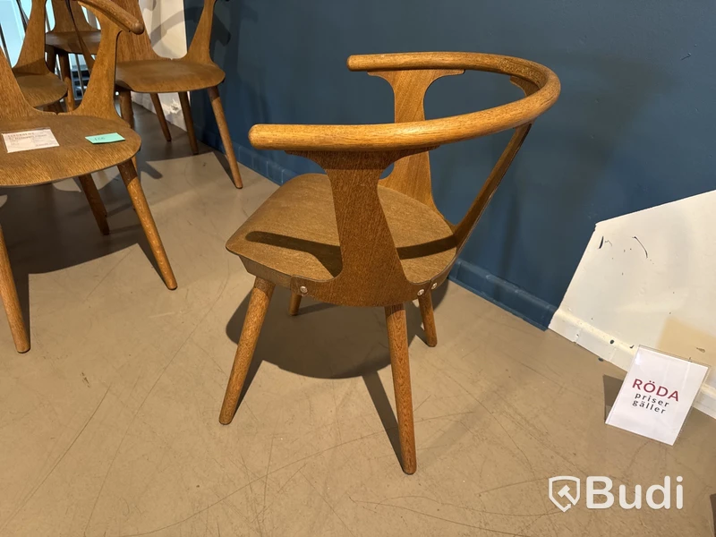 6 st. Stolar &tradition In Between Chair. Totalt ord. pris inkl. moms: ca 20 664 kr
