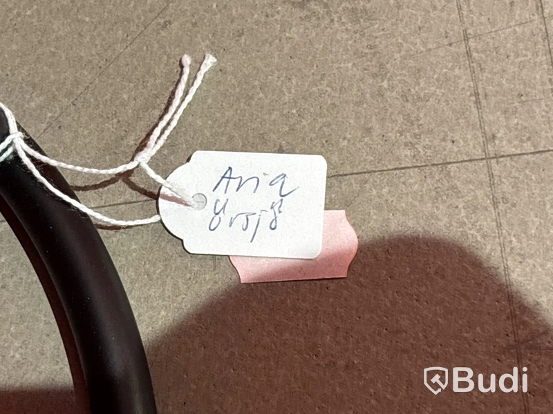 Bordslampa Aria Örsjö. Ord. pris inkl. moms: ca 6000 kr