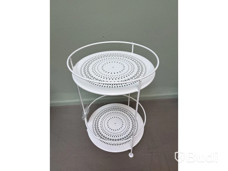 Sidobord Fermob. Ord. pris inkl. moms: ca 1990 kr