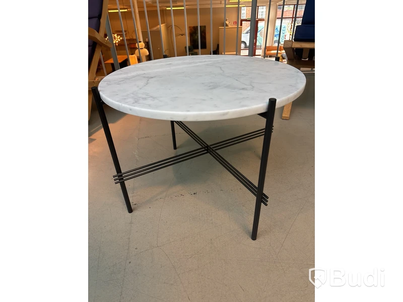 Sidobord, Gubi Vit marmor - Ord. pris inkl. moms ca: 8 499 kr