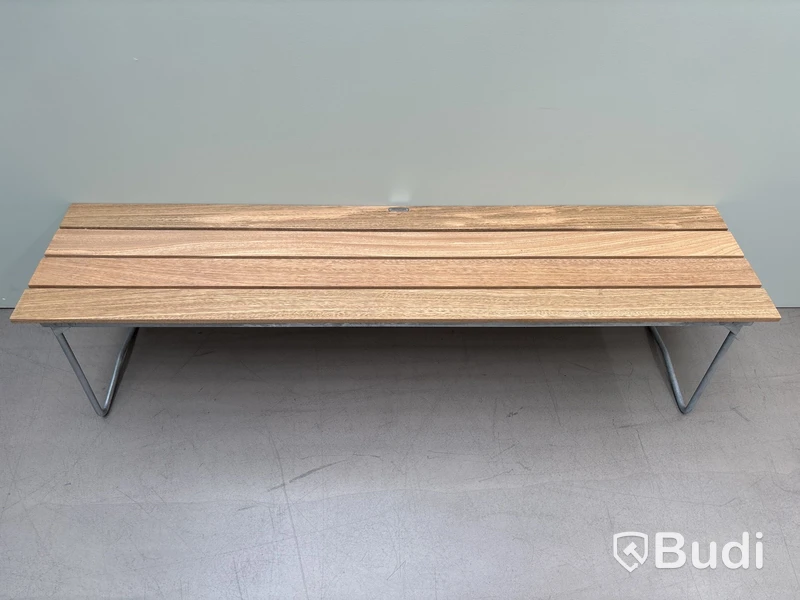 Sittbänk Grythyttan Ord. pris inkl. moms: ca 5720 kr