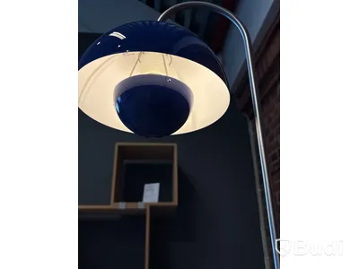 Golvlampa &tradition VP12. Ord. pris inkl. moms: ca 5000 kr