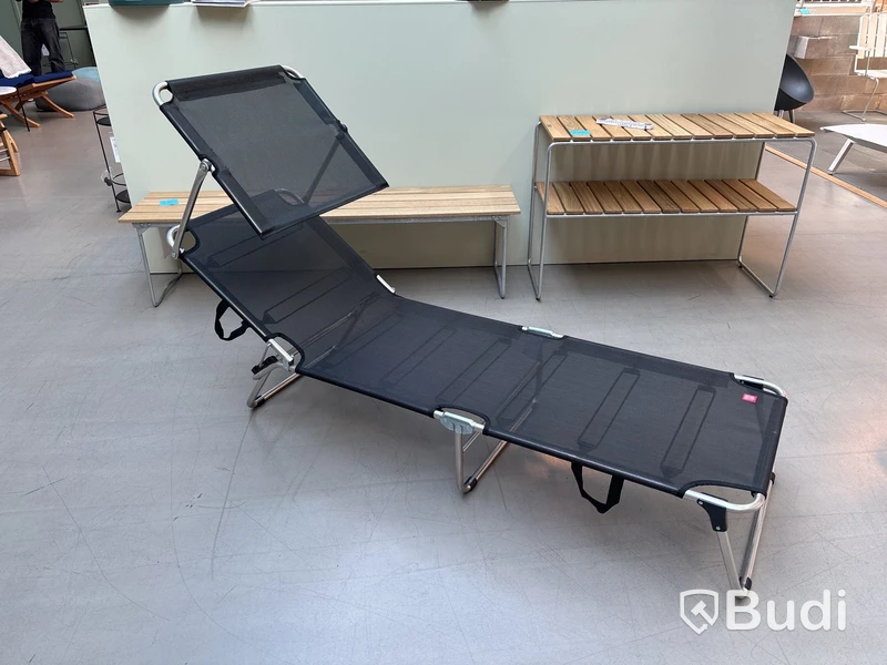 Solsäng Fiam, Ord. pris inkl. moms: ca 3400 kr