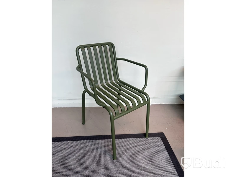 Stol förutomhusbruk, Ord. pris inkl. moms: ca 3000 kr