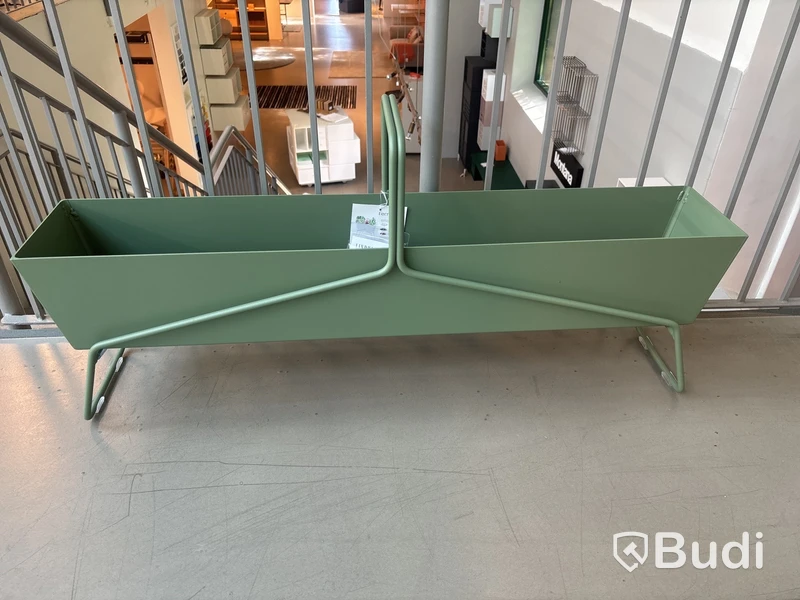 Blomlåda Fermob, Ord. pris inkl. moms: ca 7395 kr