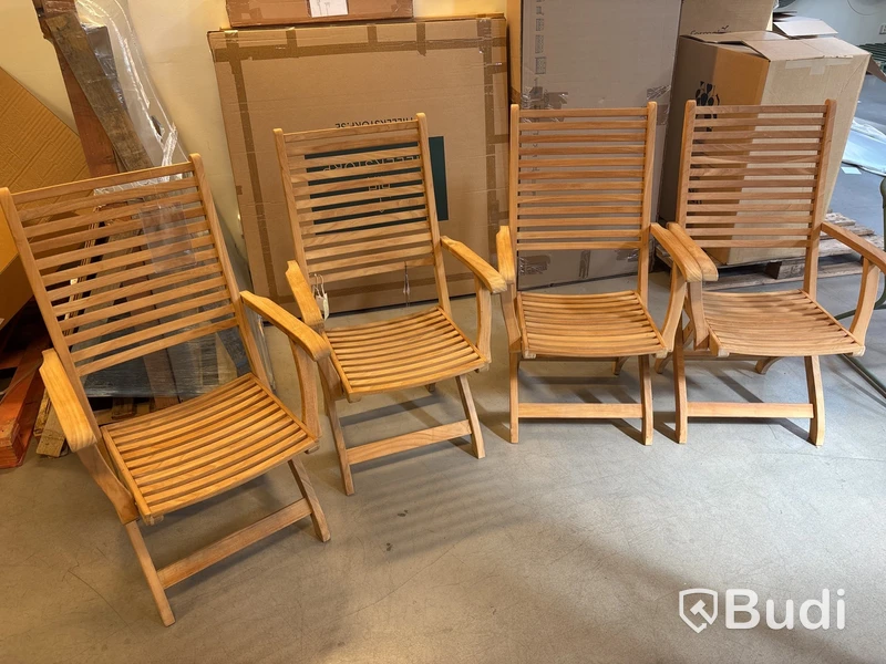 4 st trästolar, Brafab, Ord. pris inkl. moms: ca 11 500 kr