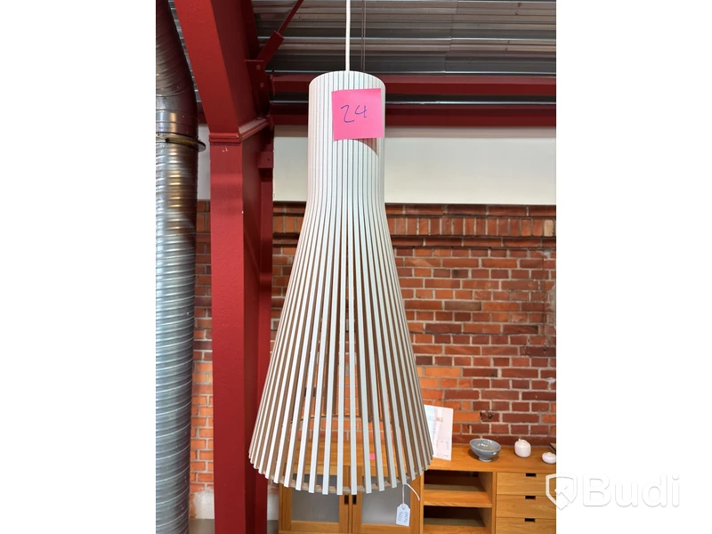 Taklampa Secto. Ord. pris inkl. moms: ca 4200 kr