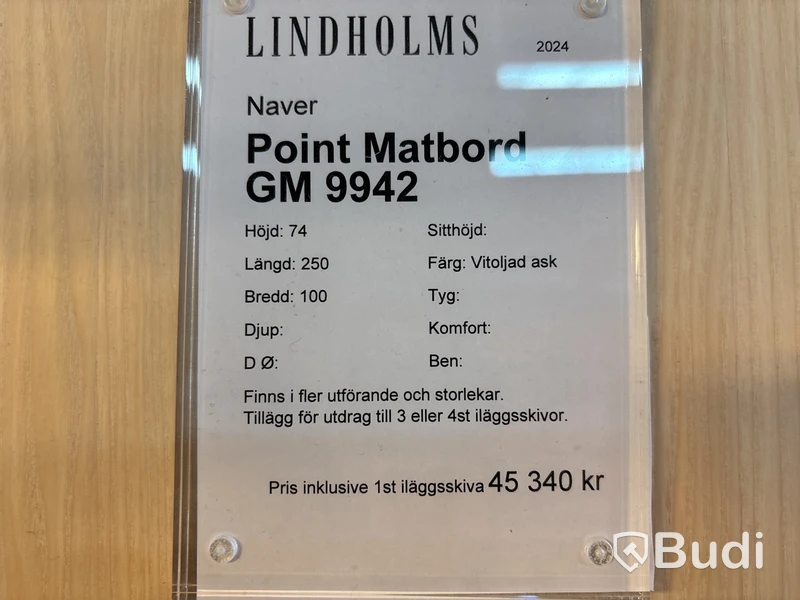 Matbord Point GM 9942. Ord. pris inkl. moms: ca  45 340 kr