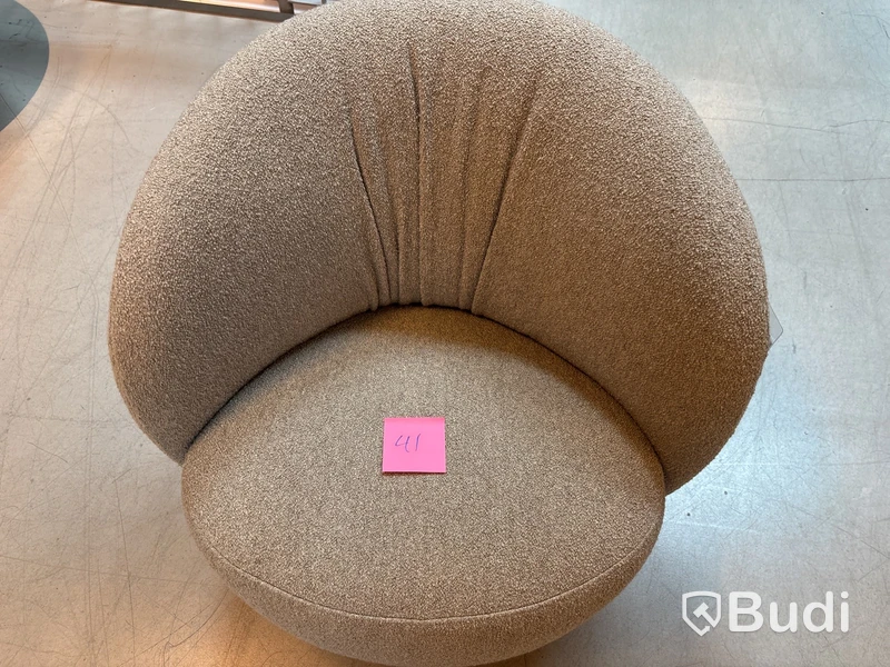 Fåtölj Wedelbo Ovata. Ord. pris inkl. moms: ca 16 795 kr