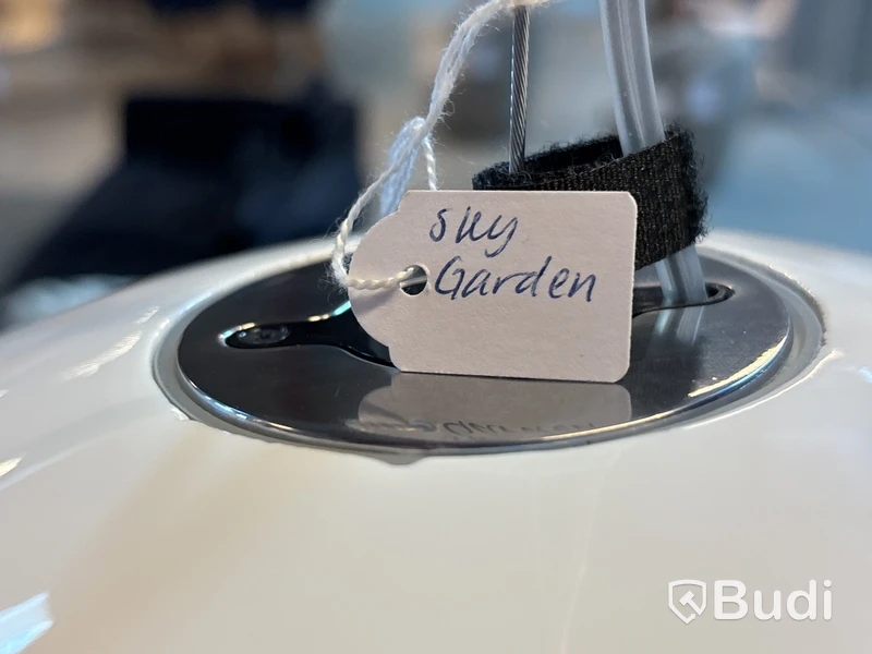 Taklampa SkyGarden. Ord. pris inkl. moms: ca 16 430 kr