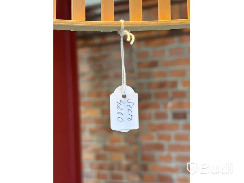 Taklampa Secto. Ord. pris inkl. moms: ca 6630 kr