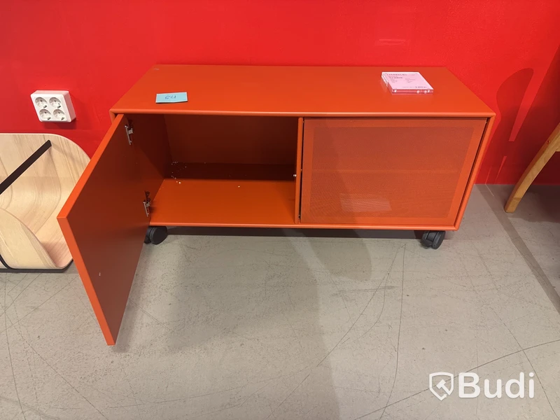 TV-bänk Montana. Ord. pris inkl. moms: ca 9600 kr