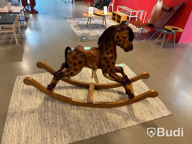 Gunghäst. Ord. pris inkl. moms: ca 1500 kr