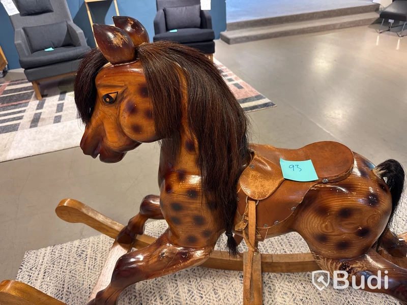 Gunghäst. Ord. pris inkl. moms: ca 1500 kr