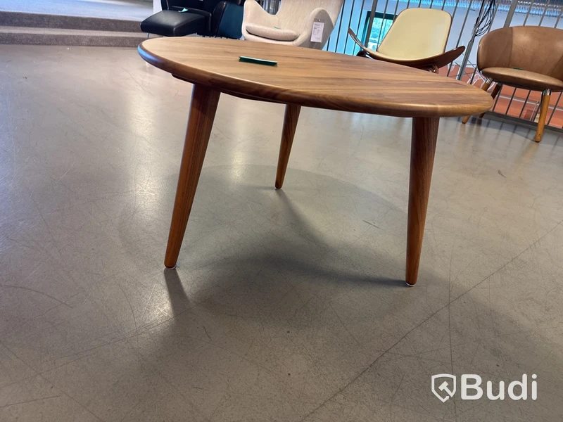 Soffbord Carl Hansen CH008. Ord. pris inkl. moms: ca 24 871 kr