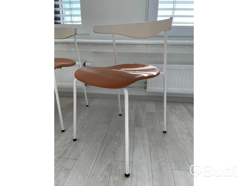 2 st Stolar med skinnsits edsbyn