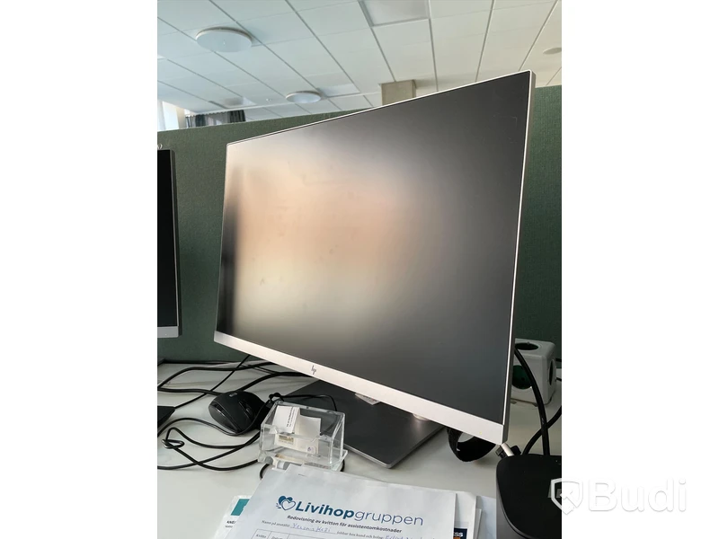 2 st Datorskärmar  HP