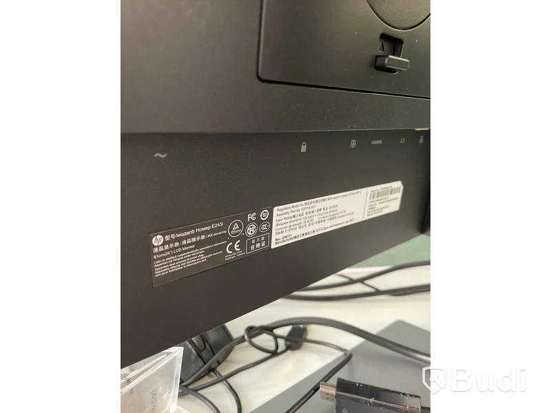 2 st Datorskärmar  HP