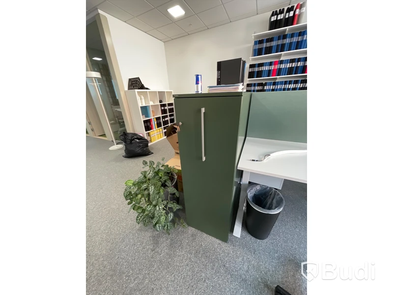 Förvaringsmöbel med utdragslåda och lås edsbyn